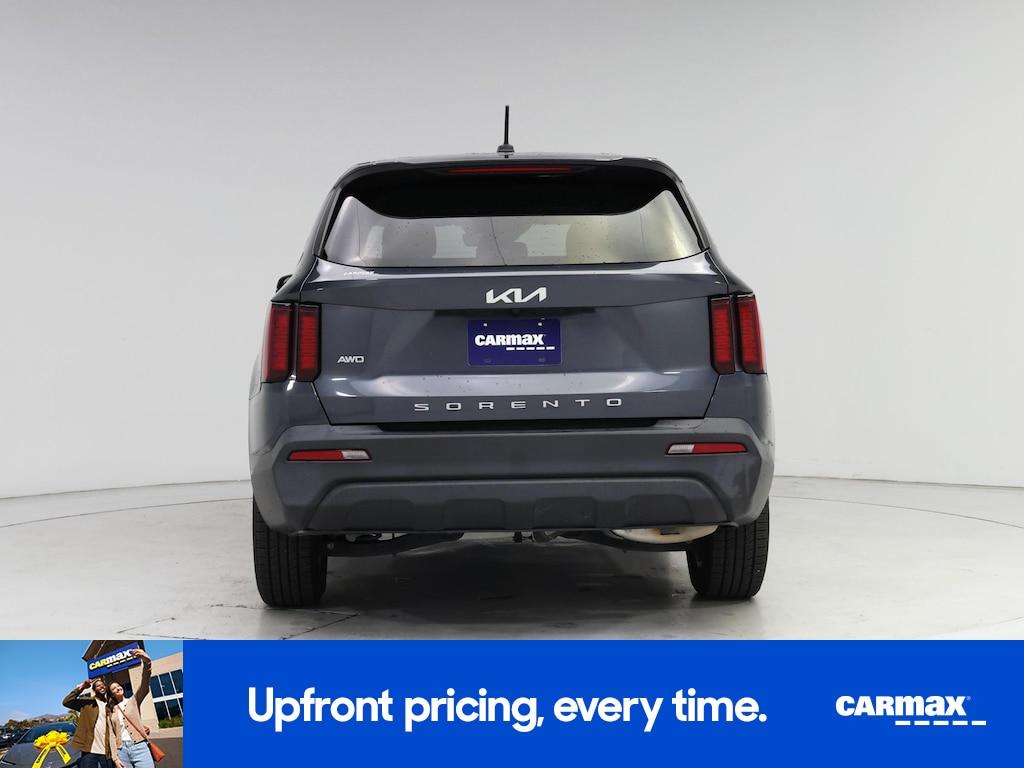 used 2022 Kia Sorento car, priced at $23,998