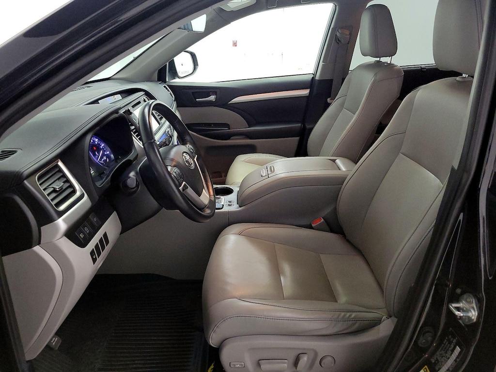 used 2019 Toyota Highlander car, priced at $28,998