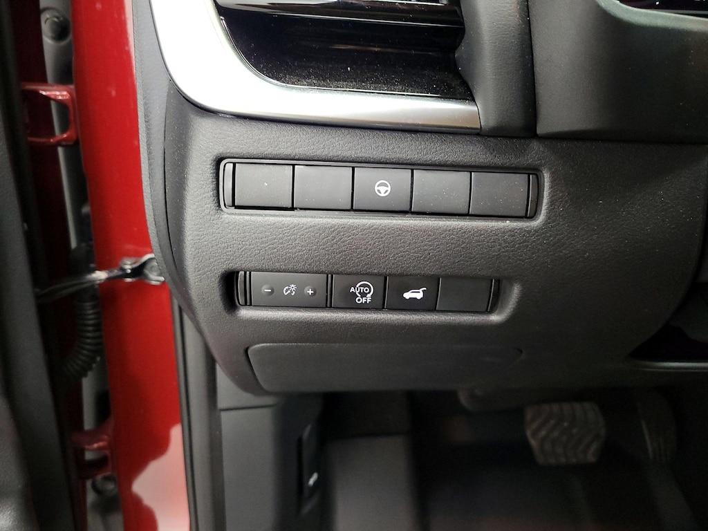used 2024 Nissan Rogue car, priced at $27,998