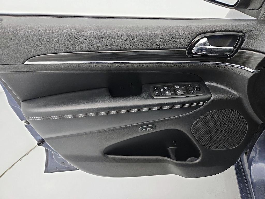 used 2021 Jeep Grand Cherokee car, priced at $27,998