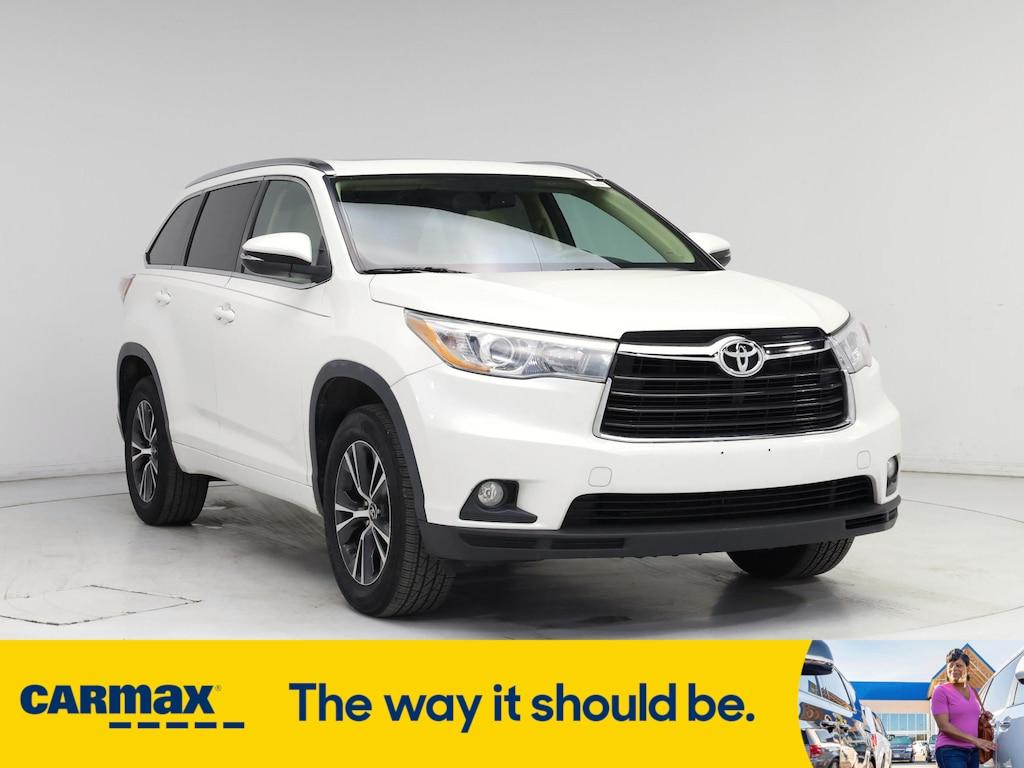 used 2016 Toyota Highlander car, priced at $20,998