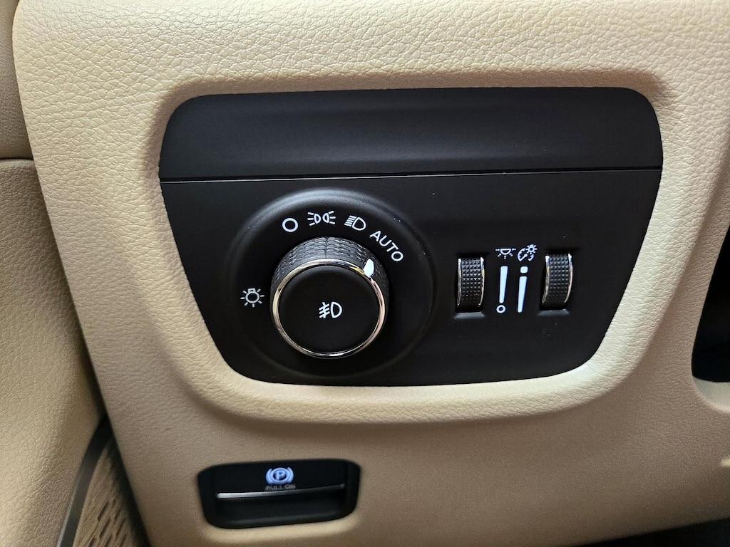 used 2022 Jeep Grand Cherokee car, priced at $35,998