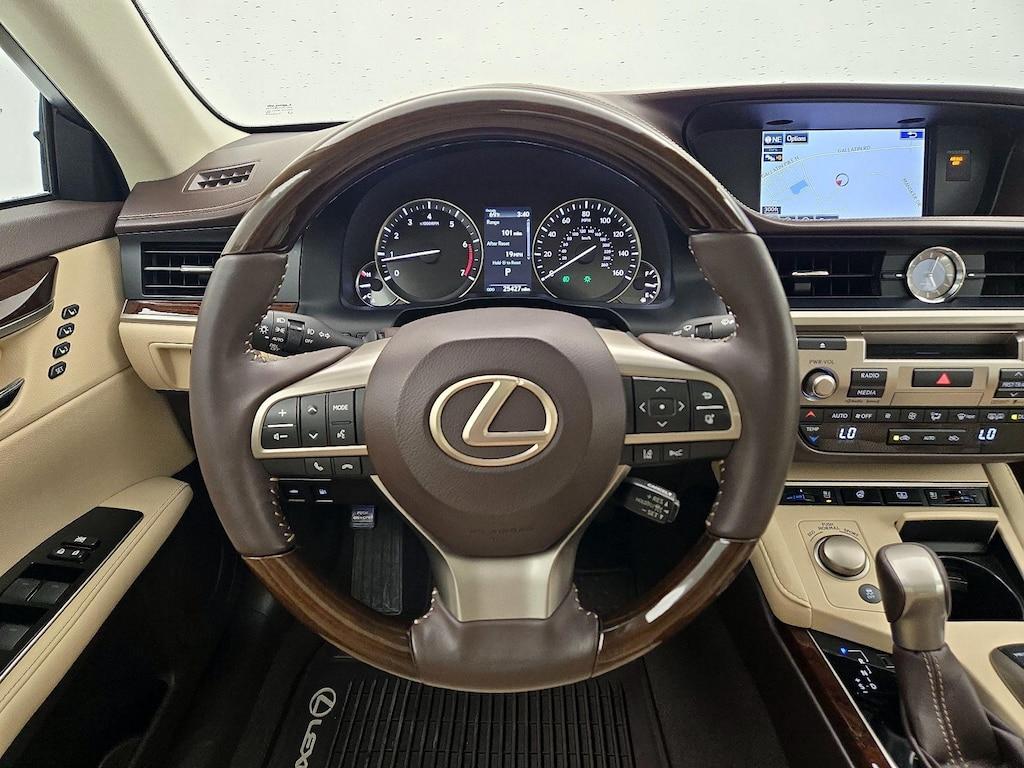 used 2016 Lexus ES 350 car, priced at $27,998