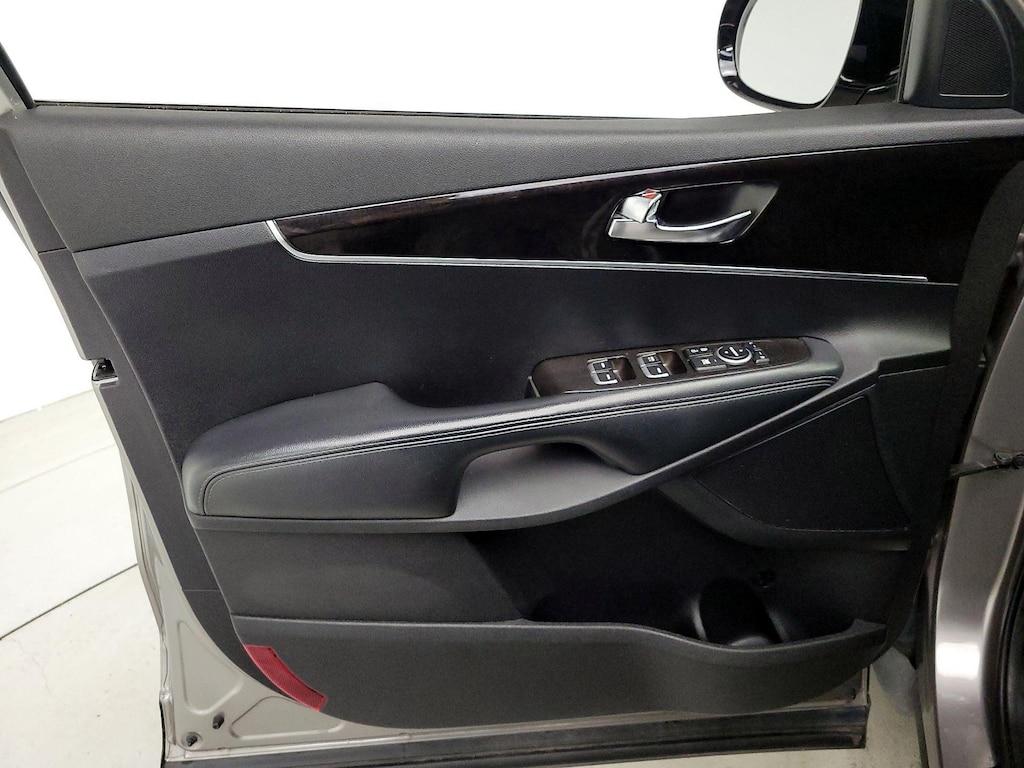 used 2017 Kia Sorento car, priced at $13,998