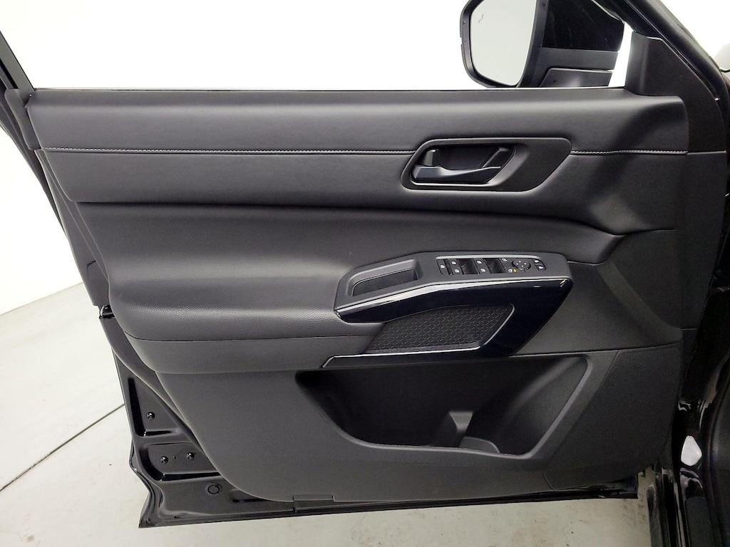 used 2025 Nissan Pathfinder car, priced at $33,998