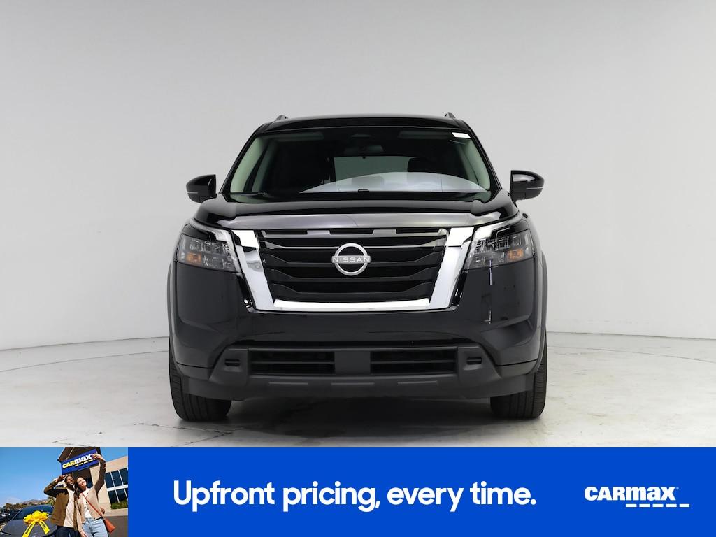 used 2025 Nissan Pathfinder car, priced at $33,998