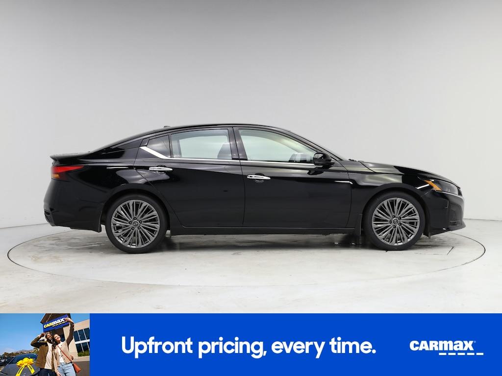 used 2023 Nissan Altima car, priced at $25,998