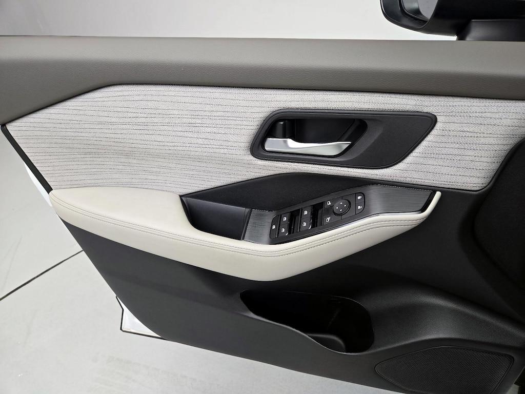 used 2023 Nissan Rogue car, priced at $25,998