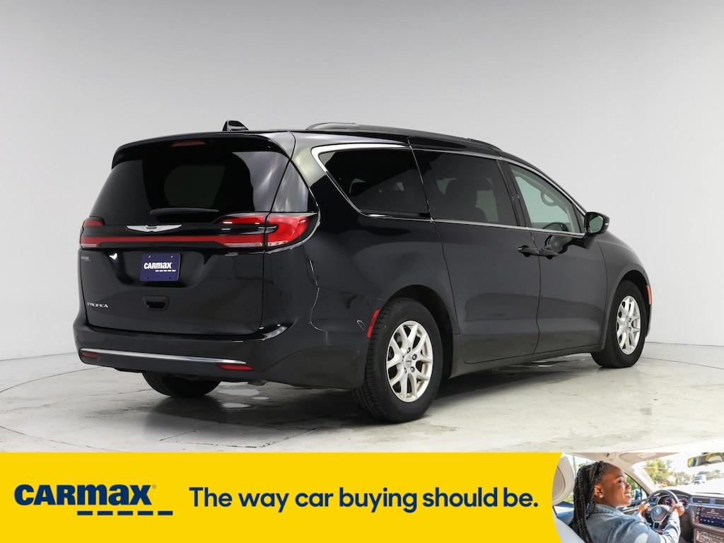 used 2022 Chrysler Pacifica car, priced at $30,998