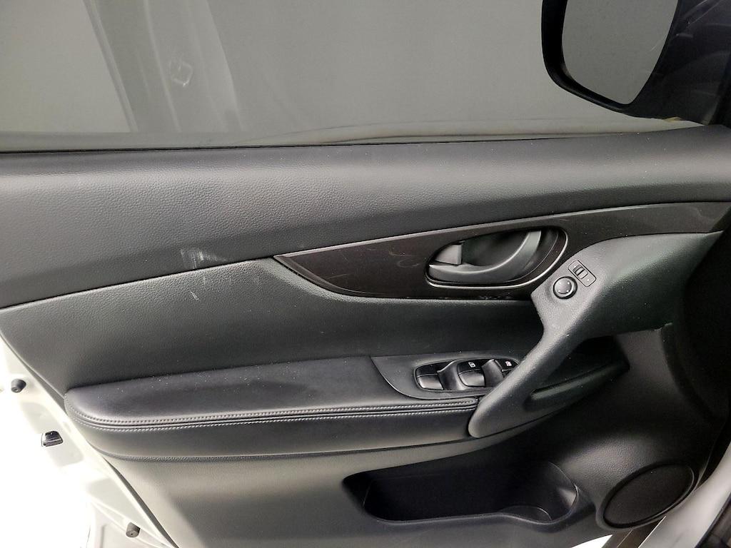 used 2020 Nissan Rogue car, priced at $17,998