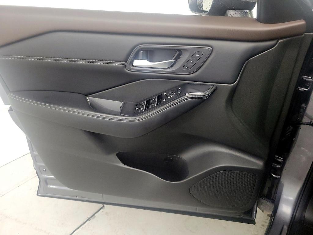 used 2023 Nissan Rogue car, priced at $24,998