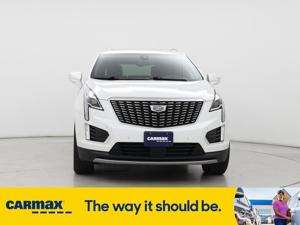 used 2022 Cadillac XT5 car, priced at $34,998