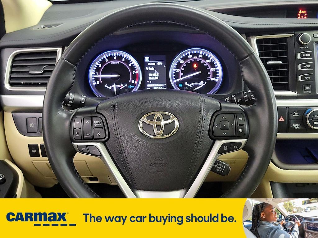 used 2019 Toyota Highlander car, priced at $36,998