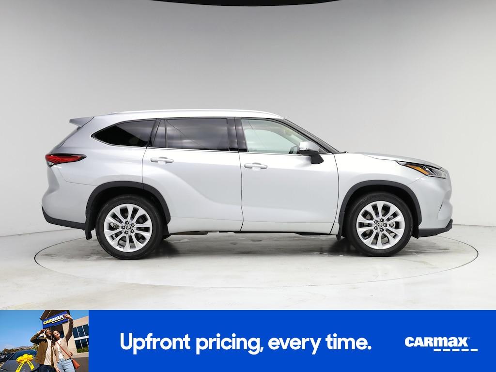used 2020 Toyota Highlander car, priced at $35,998