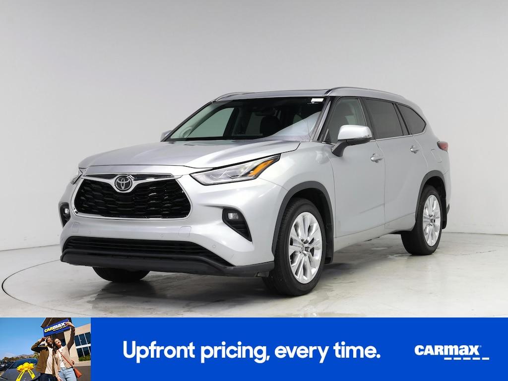 used 2020 Toyota Highlander car, priced at $35,998