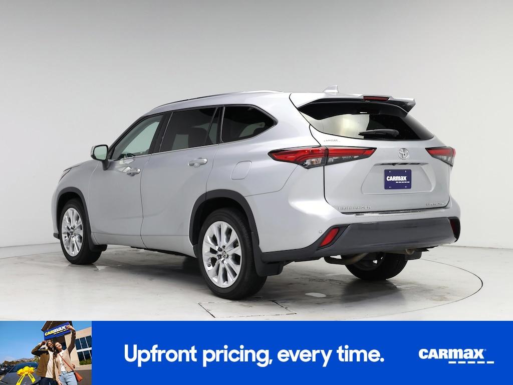 used 2020 Toyota Highlander car, priced at $35,998