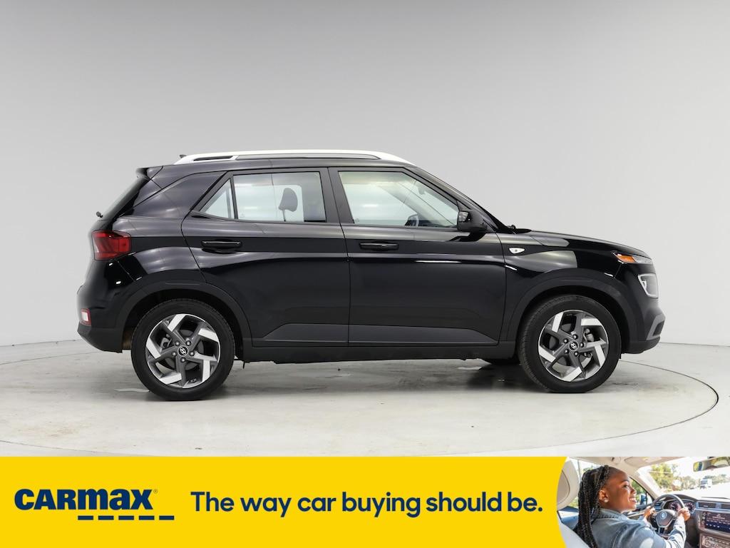 used 2022 Hyundai Venue car, priced at $18,998