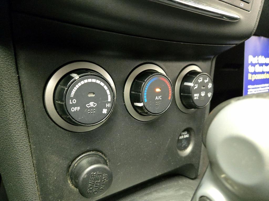 used 2014 Nissan Rogue Select car, priced at $12,998