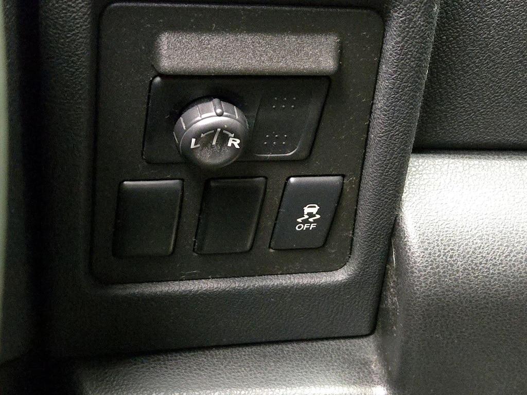 used 2014 Nissan Rogue Select car, priced at $12,998