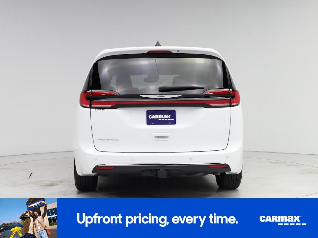 used 2023 Chrysler Pacifica car, priced at $36,998