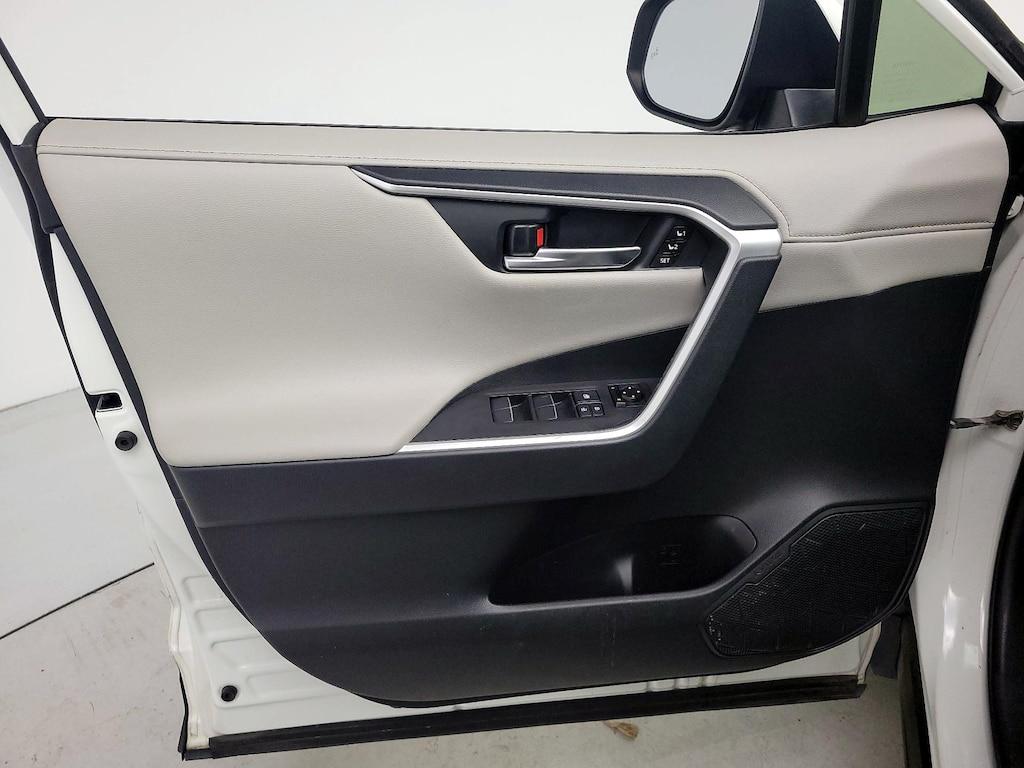 used 2019 Toyota RAV4 Hybrid car, priced at $32,998