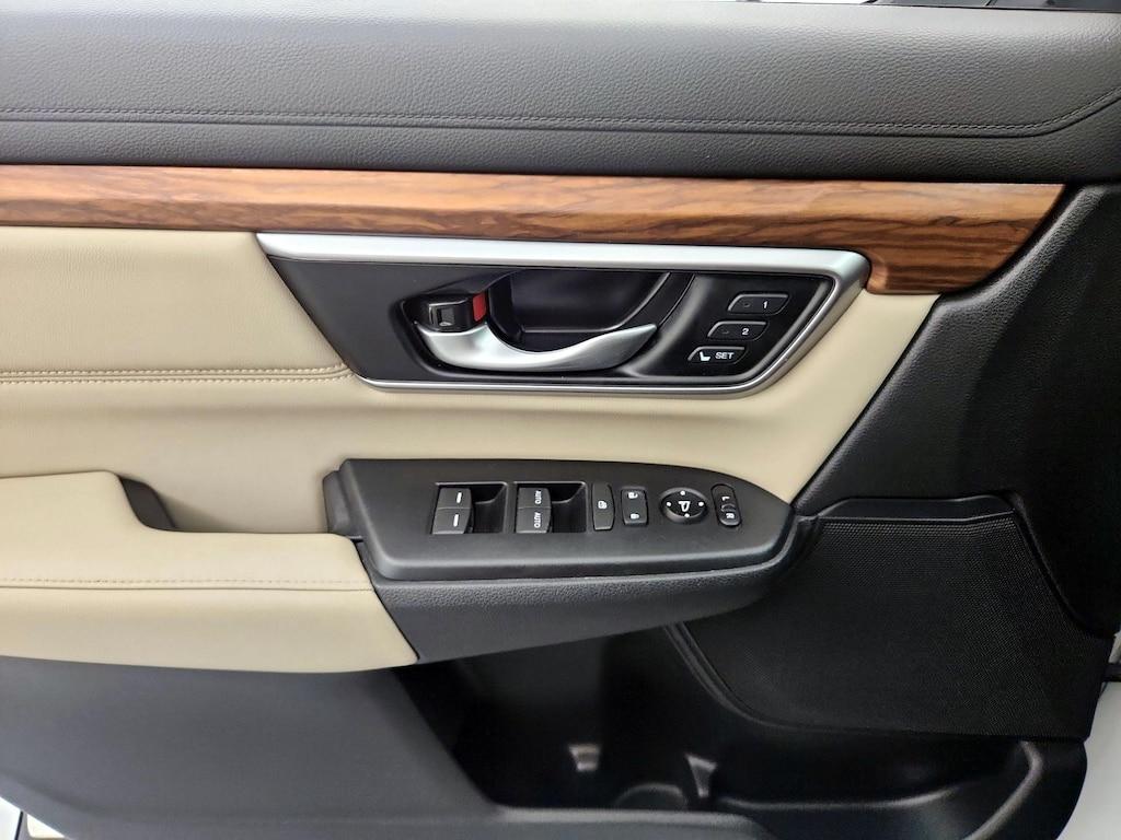 used 2021 Honda CR-V car, priced at $27,998