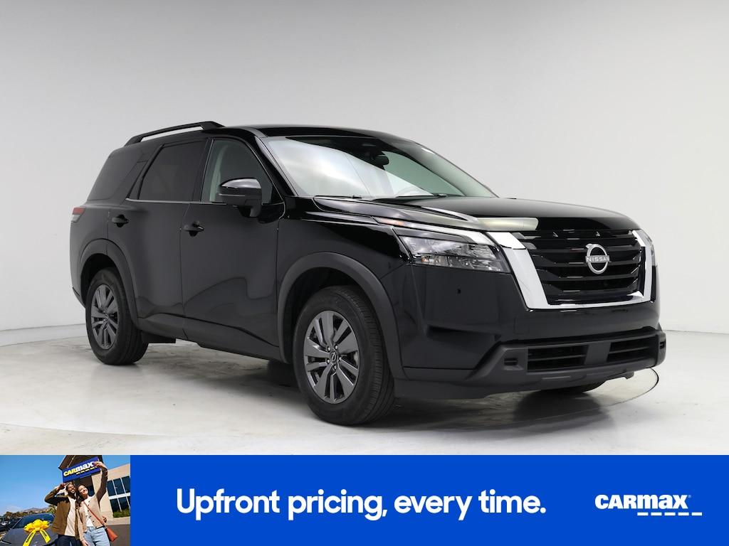 used 2025 Nissan Pathfinder car, priced at $32,998