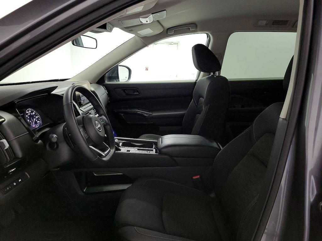 used 2025 Nissan Pathfinder car, priced at $32,998