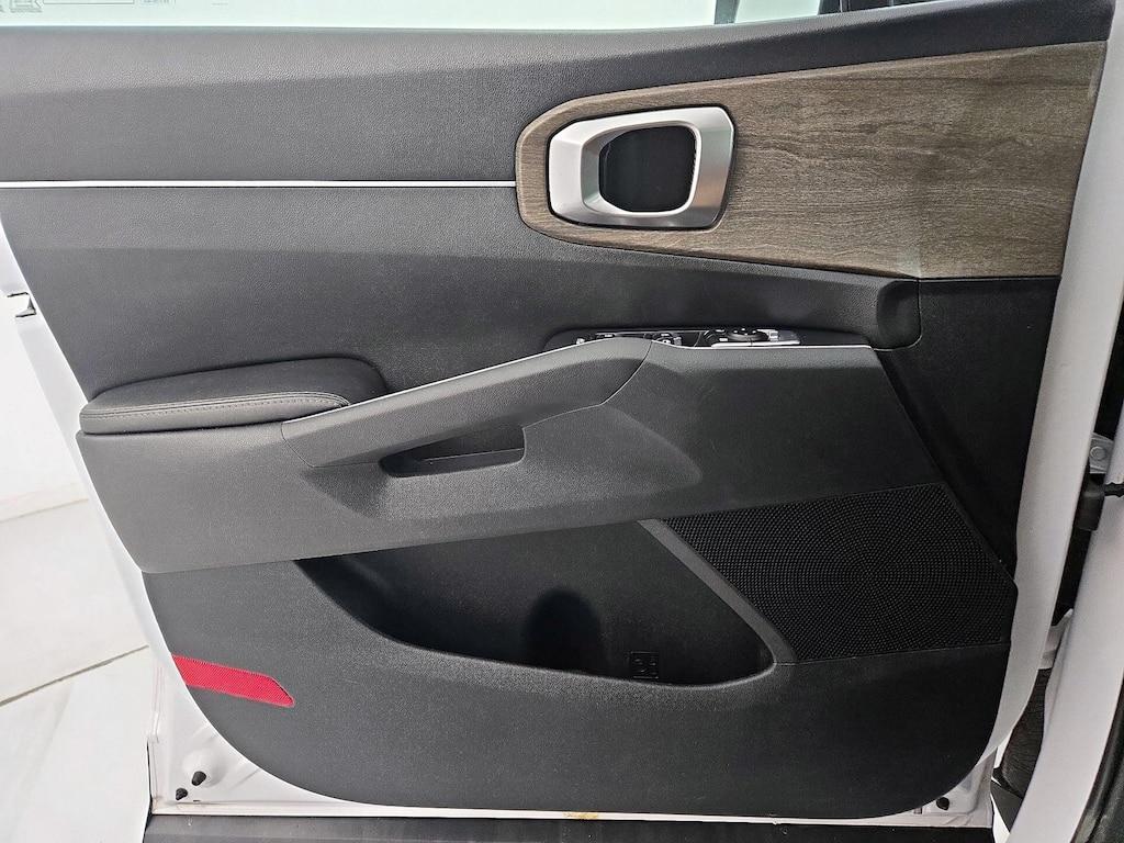 used 2022 Kia Sorento car, priced at $28,998