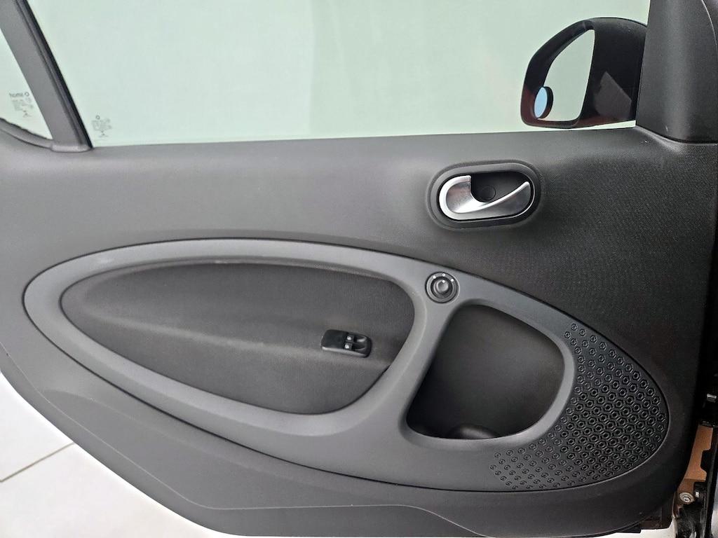 used 2016 smart ForTwo car, priced at $12,998