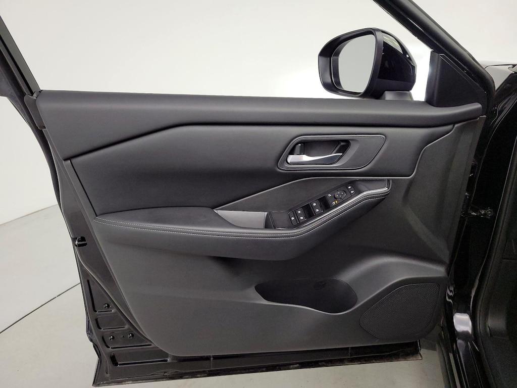 used 2025 Nissan Rogue car, priced at $28,998
