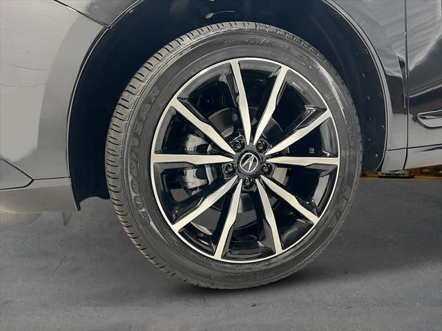 new 2025 Acura RDX car, priced at $56,400