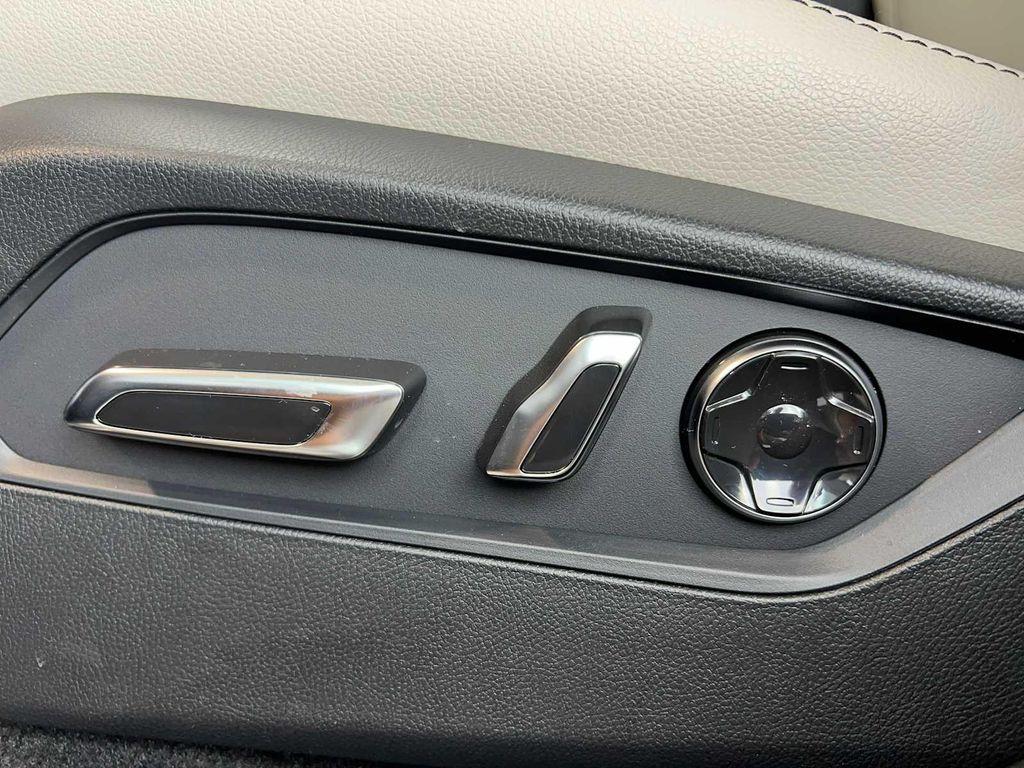new 2025 Acura RDX car, priced at $46,050