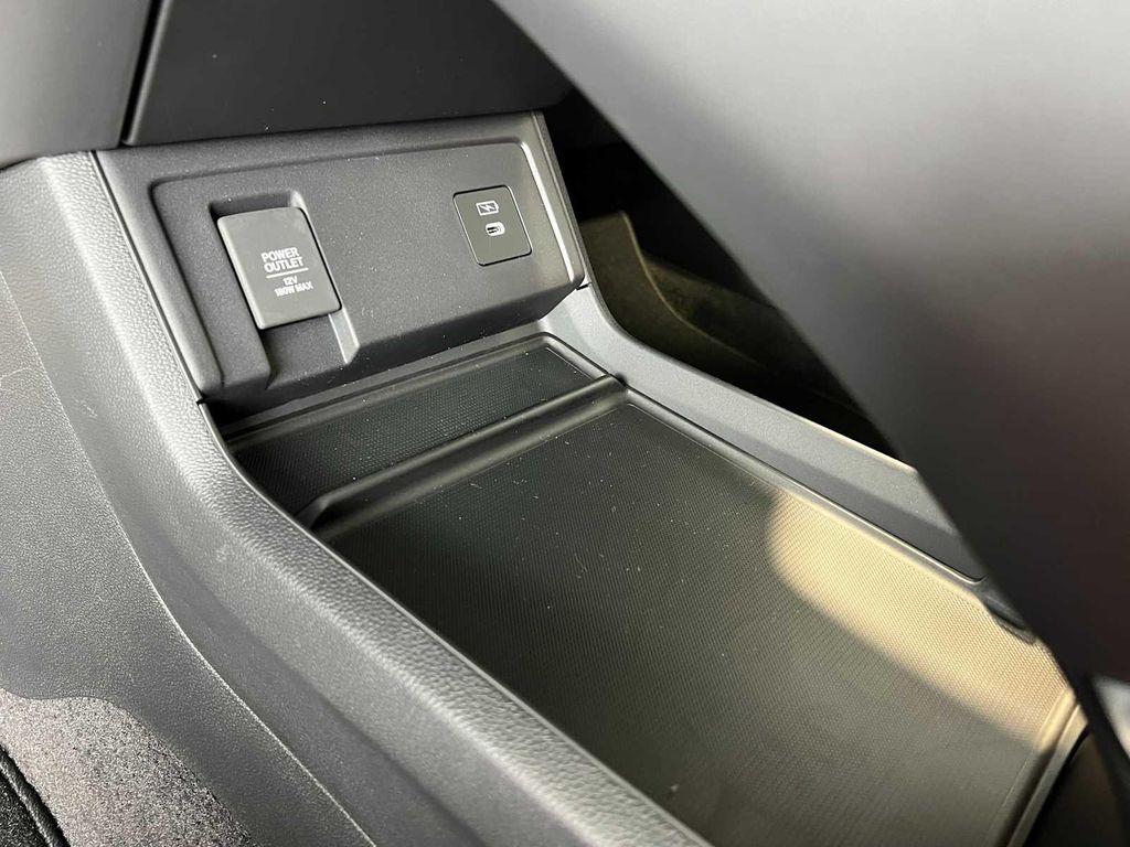 new 2025 Acura RDX car, priced at $52,250