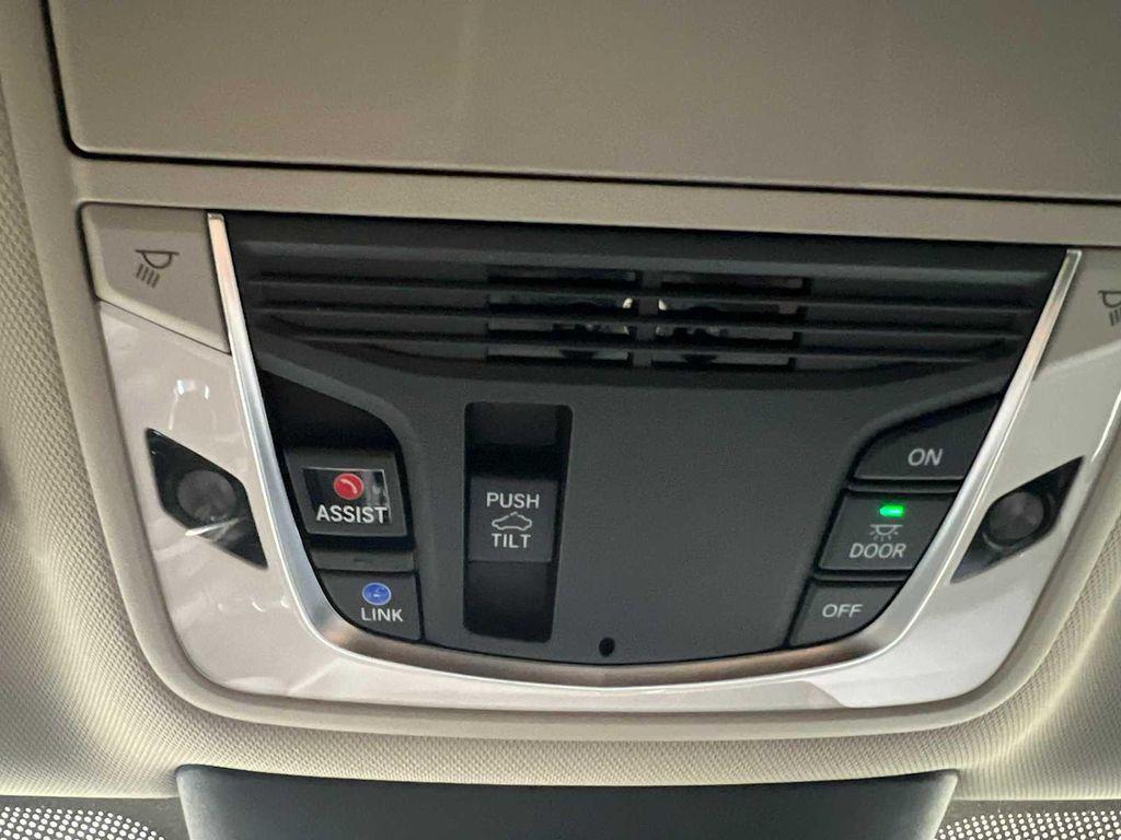 new 2025 Acura TLX car, priced at $46,595