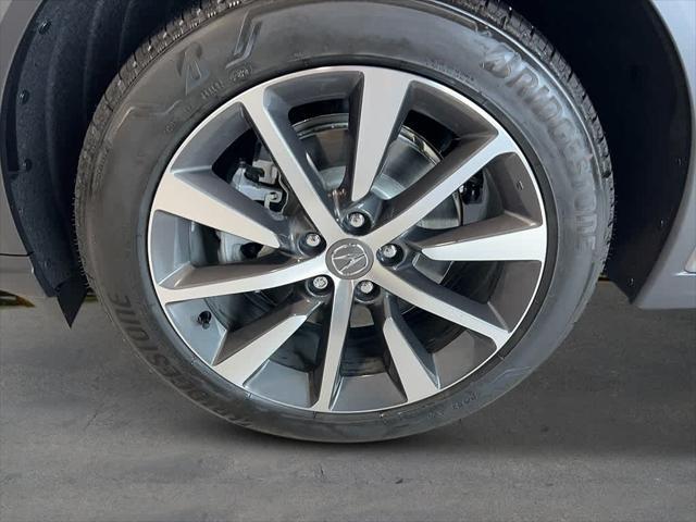 new 2025 Acura MDX car, priced at $60,750