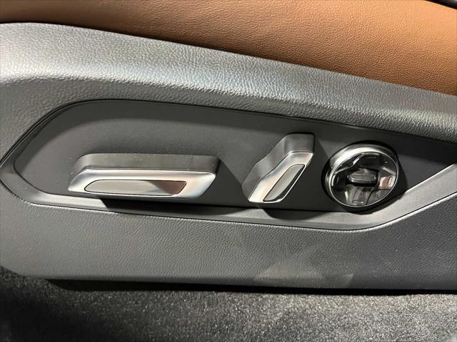 new 2025 Acura MDX car, priced at $68,250