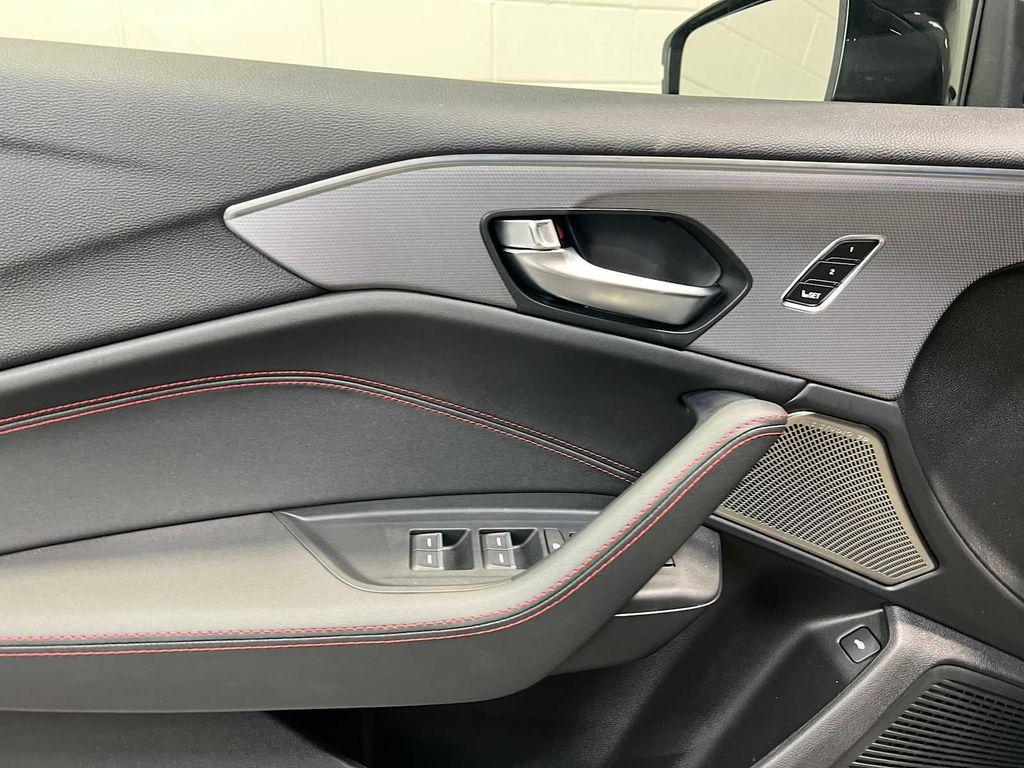 new 2025 Acura TLX car, priced at $51,595