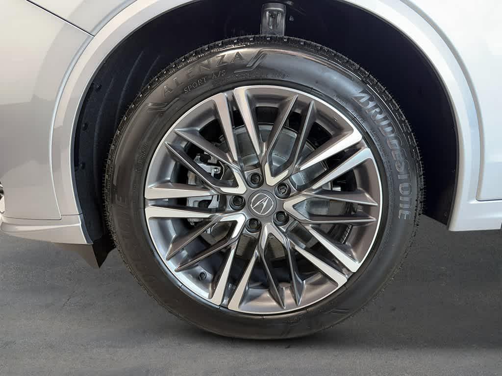 new 2026 Acura MDX car, priced at $68,250