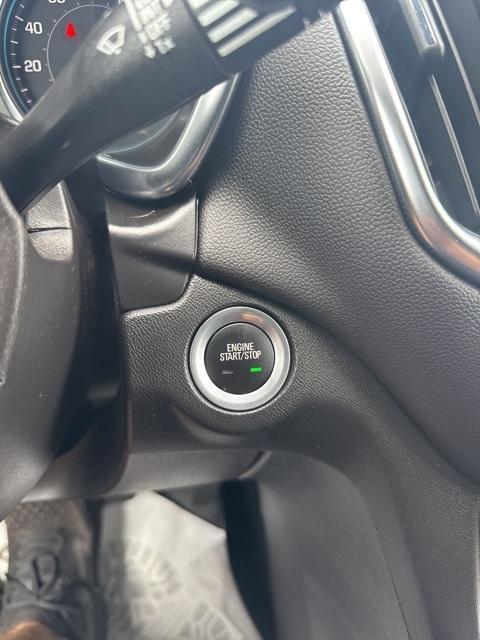 used 2024 Chevrolet Equinox car, priced at $25,900
