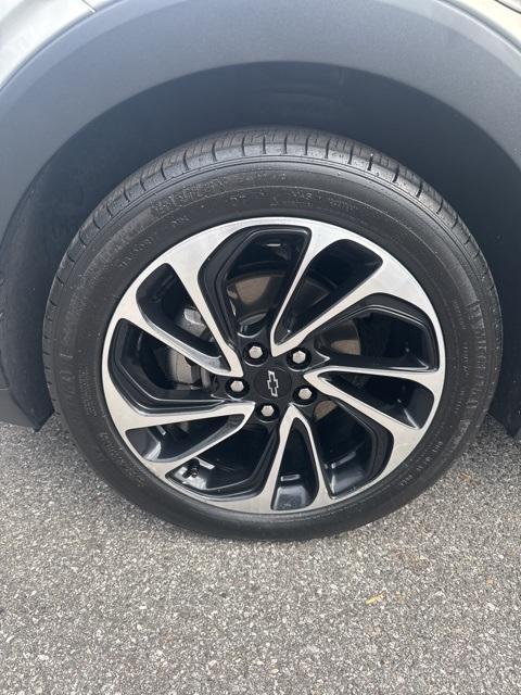 used 2023 Chevrolet Bolt EUV car, priced at $19,946