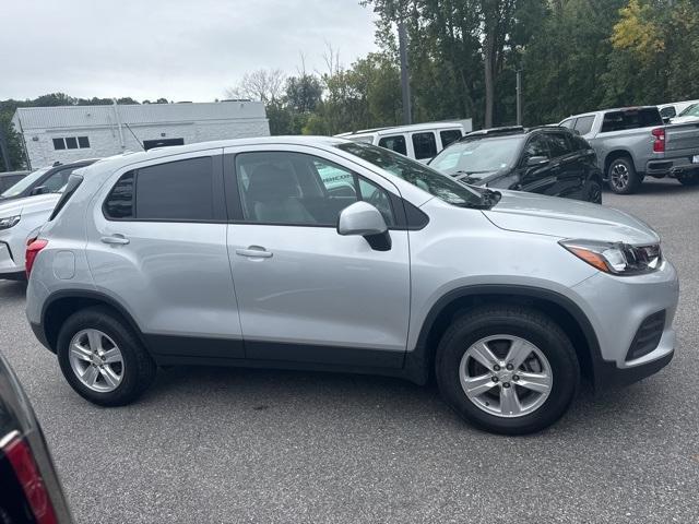 used 2022 Chevrolet Trax car, priced at $16,990