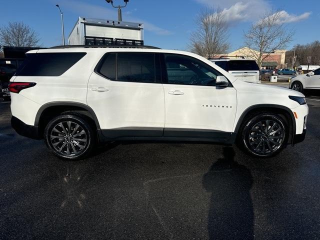 used 2022 Chevrolet Traverse car, priced at $36,995