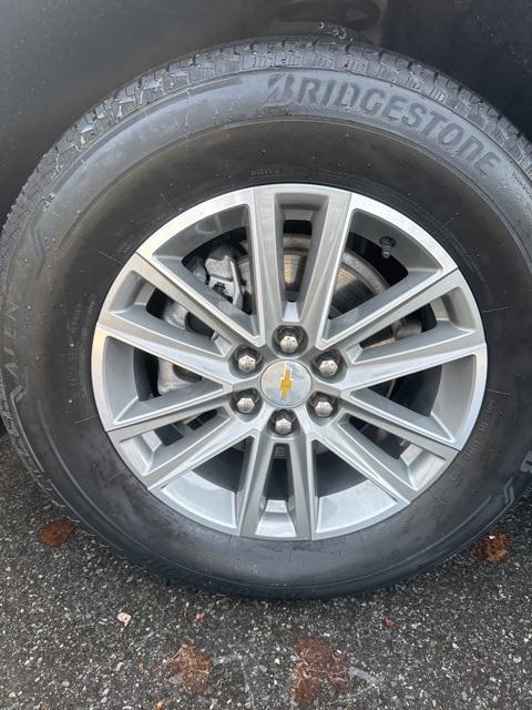 used 2023 Chevrolet Traverse car, priced at $32,970