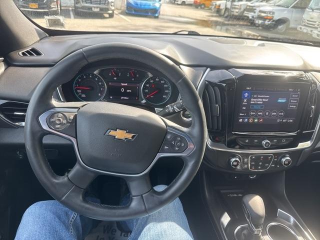 used 2023 Chevrolet Traverse car, priced at $32,970