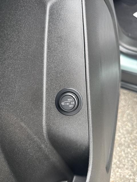 used 2022 Chevrolet Equinox car, priced at $20,482