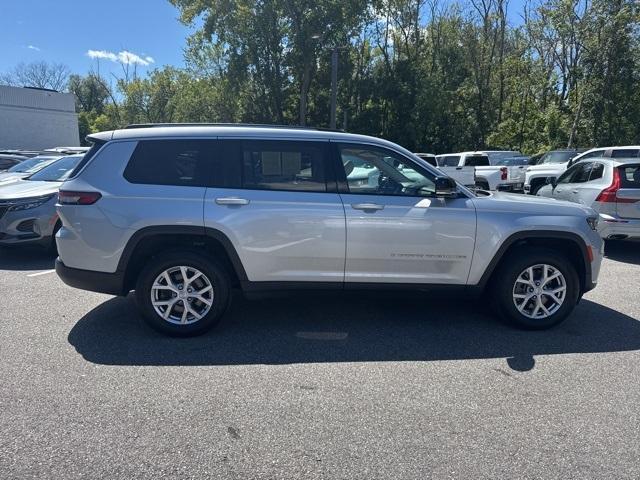 used 2022 Jeep Grand Cherokee L car, priced at $28,689