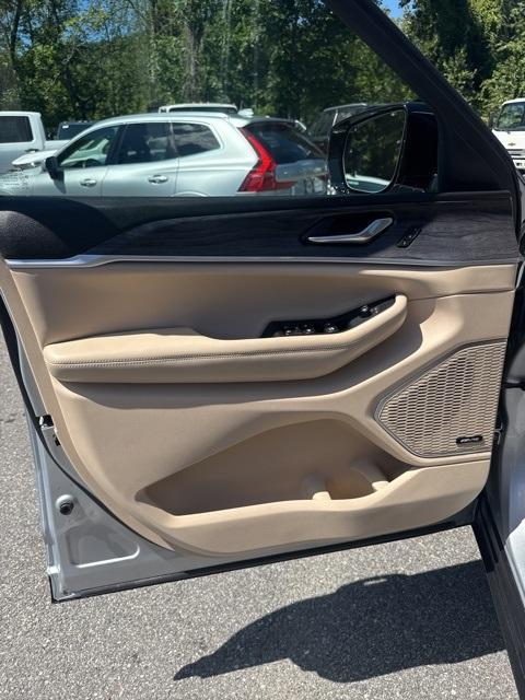used 2022 Jeep Grand Cherokee L car, priced at $28,689