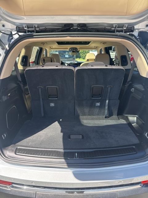 used 2022 Jeep Grand Cherokee L car, priced at $28,689