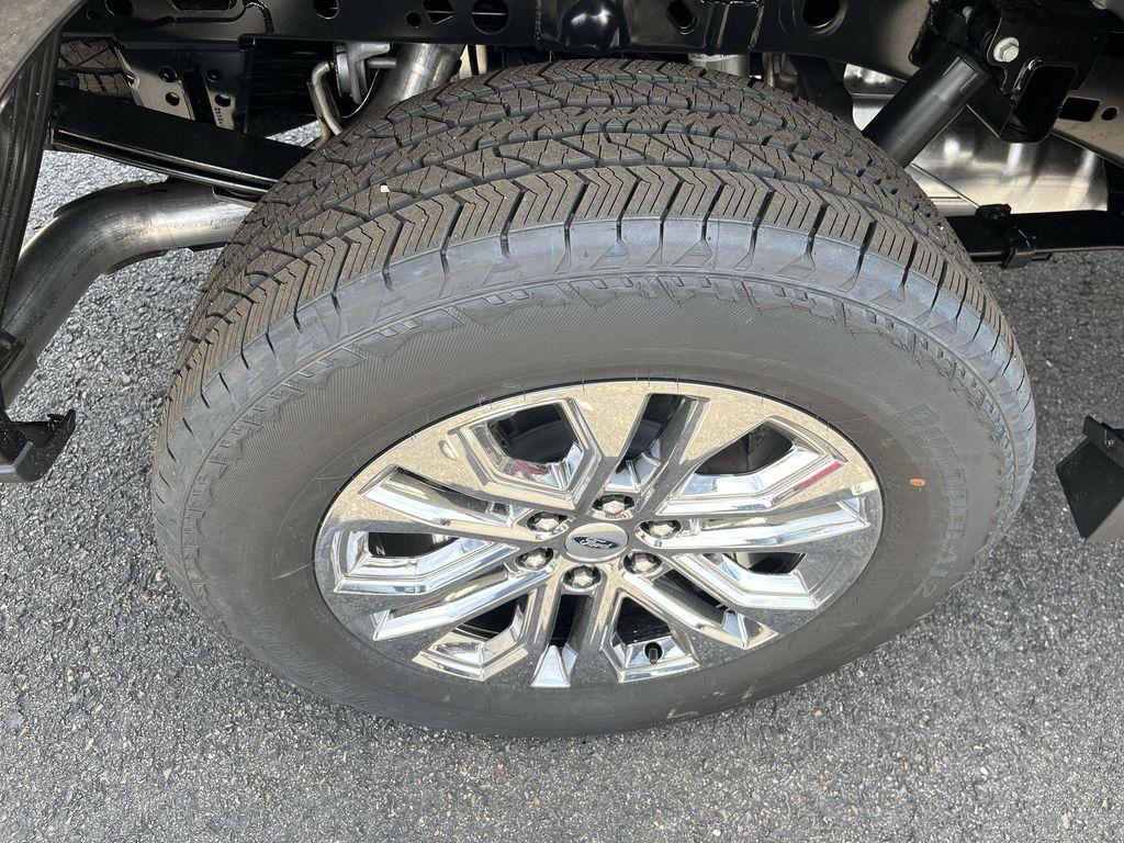 new 2025 Ford F-150 car, priced at $60,118